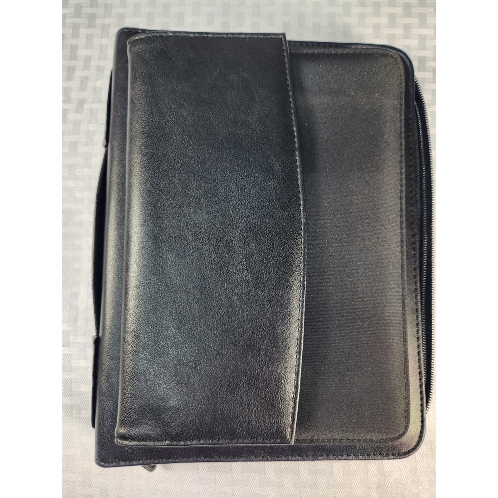 Vintage Day-Timer 7 Ring Zipper Planner Organizer Binder 5.5x8.5 + Accessories